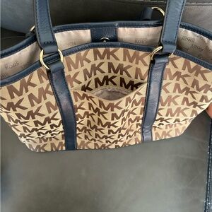 Michael Kors purse